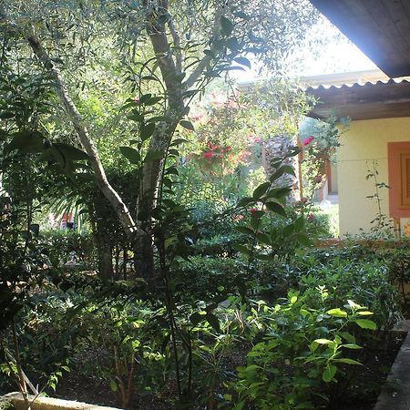 Residence Giardino Βιέστε Εξωτερικό φωτογραφία